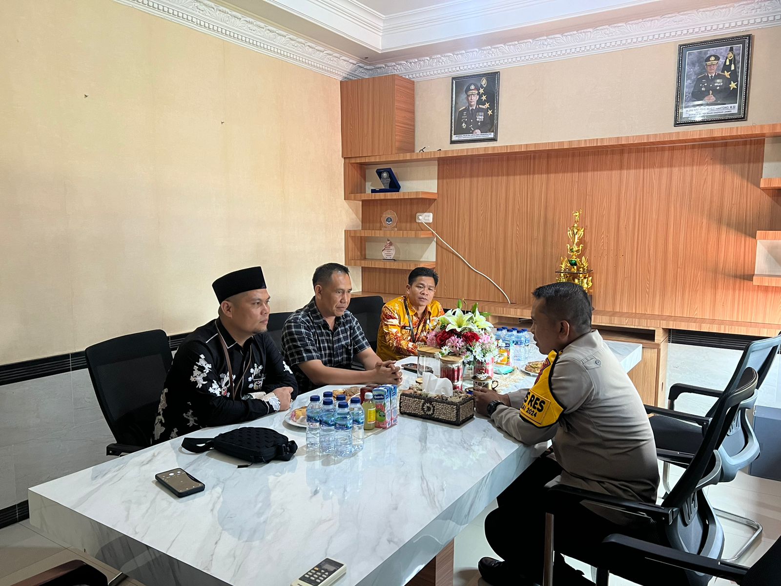Anggota Bawaslu Kabupaten Bungo Mardawi lakukan kunjungan resmi ke Polres Bungo 