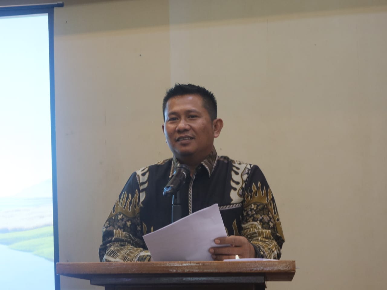 Ketua Bawaslu Kabupaten Bungo membuka kegiatan Rapat Kerja Teknis kepada Panwascam dan Pangawasan Kelurahan/Desa Se-Kab. Bungo